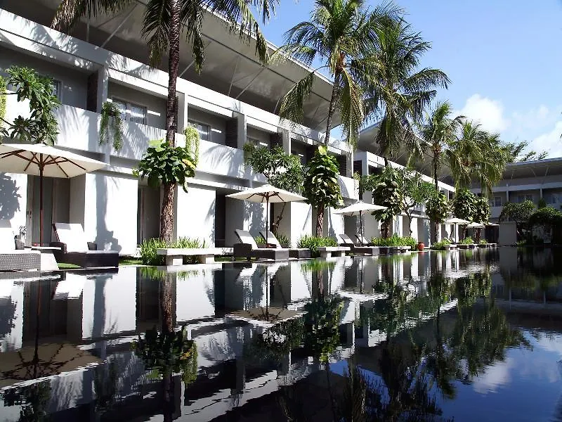 Oyo Flagship 760 Oasis Kuta Hotel Kuta  2*, Kuta (Bali)